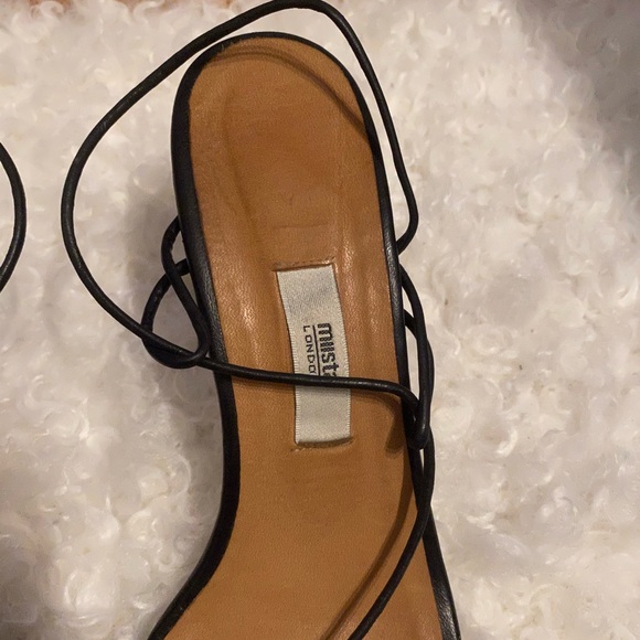 MIISTA Strappy Square Toe Sandal ๐ค - Picture 4 of 9